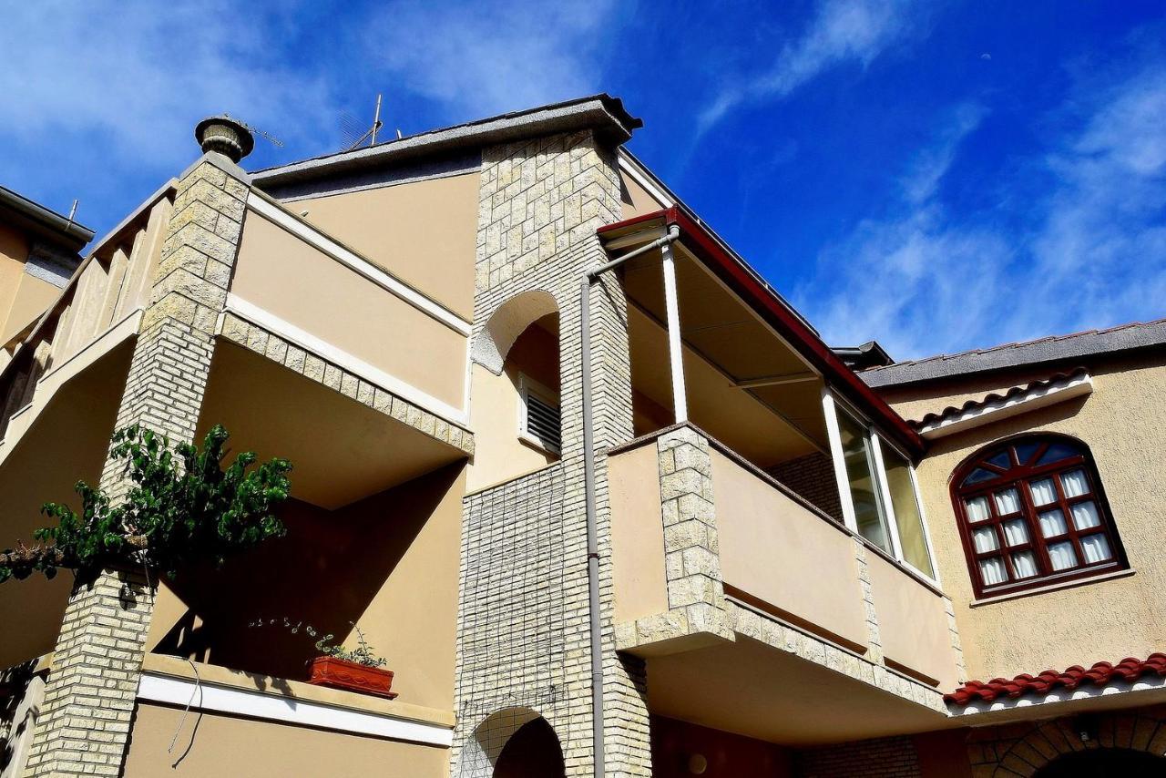 Zoro Apartments Palit Buitenkant foto