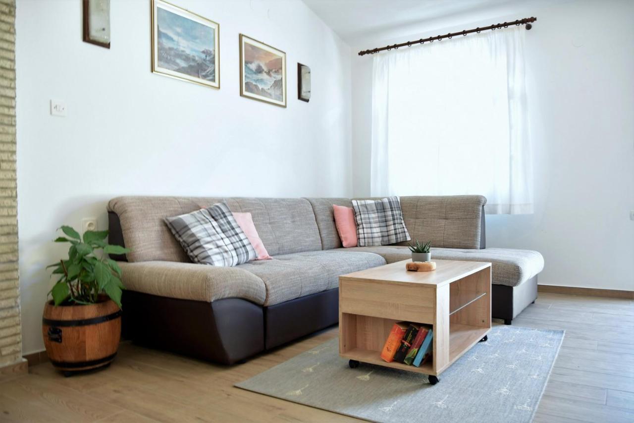 Zoro Apartments Palit Buitenkant foto